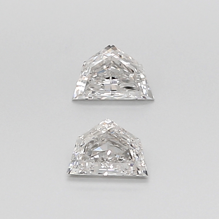 Matched pair of Chevron lab grown diamonds, 8.15 × 5.50 mm, F VS1, 2.14ct total