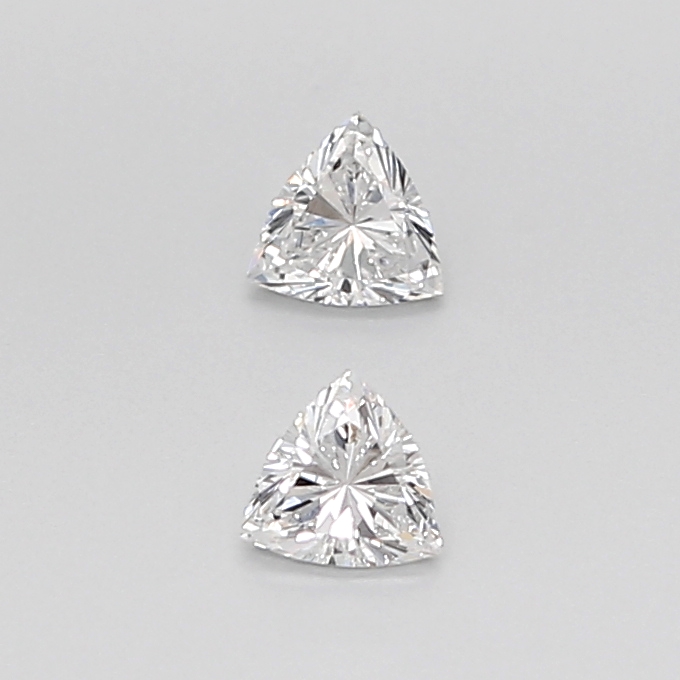 Matched pair of Trillion lab grown diamonds, 3.10 × 3.10 mm, D VS1, 0.18ct total
