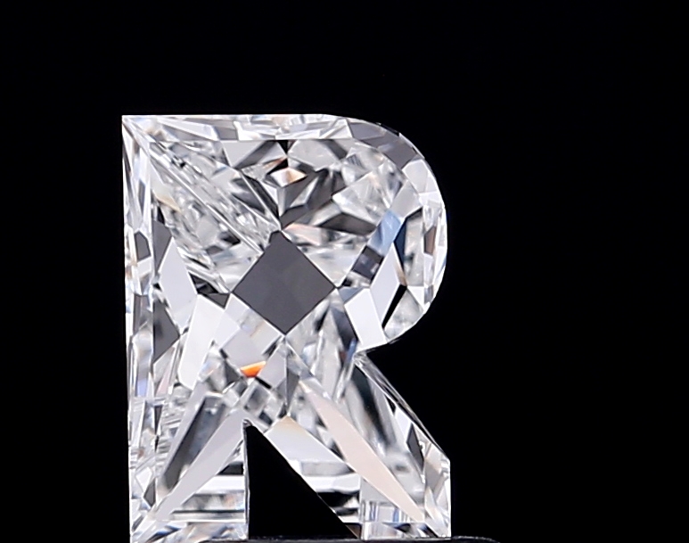 Matched pair of Alphabets lab grown diamonds, 9.08 × 6.72 mm, F VS1, 2.14ct total