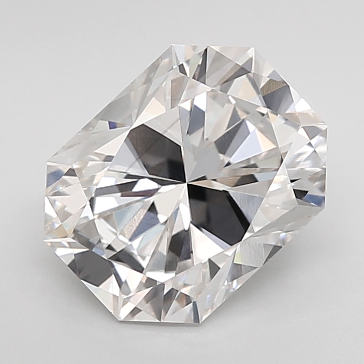 3.08 carat Octagon lab grown diamond, E VS2, IGI certified