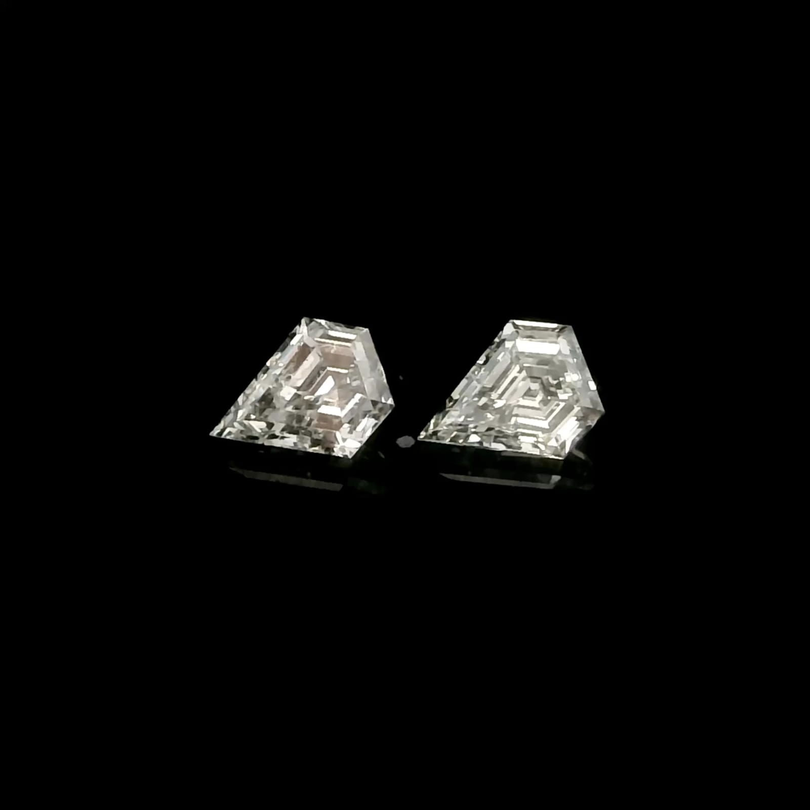 Matched pair of Diamond Cut lab grown diamonds, 5.00 × 4.00 mm, D VS1, 0.55ct total