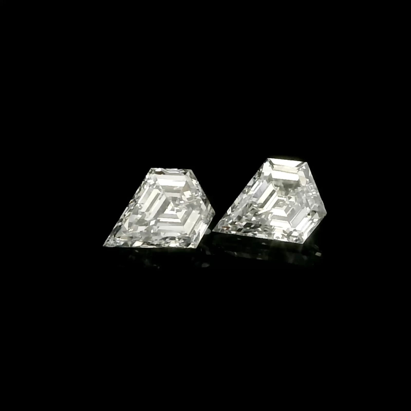 Matched pair of Diamond Cut lab grown diamonds, 7.00 × 5.60 mm, D VS1, 1.34ct total