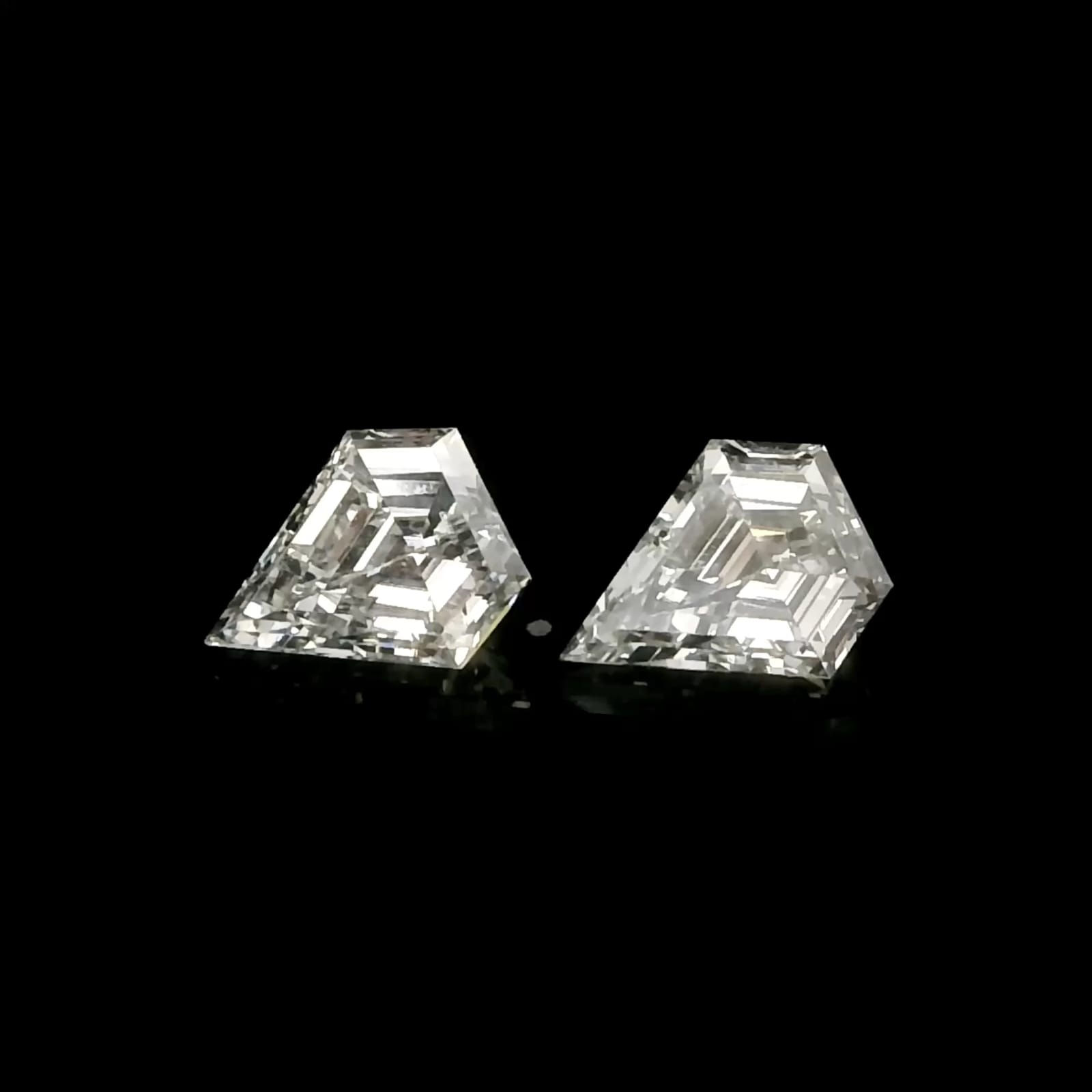 Matched pair of Diamond Cut lab grown diamonds, 6.00 × 4.80 mm, D VS1, 0.87ct total