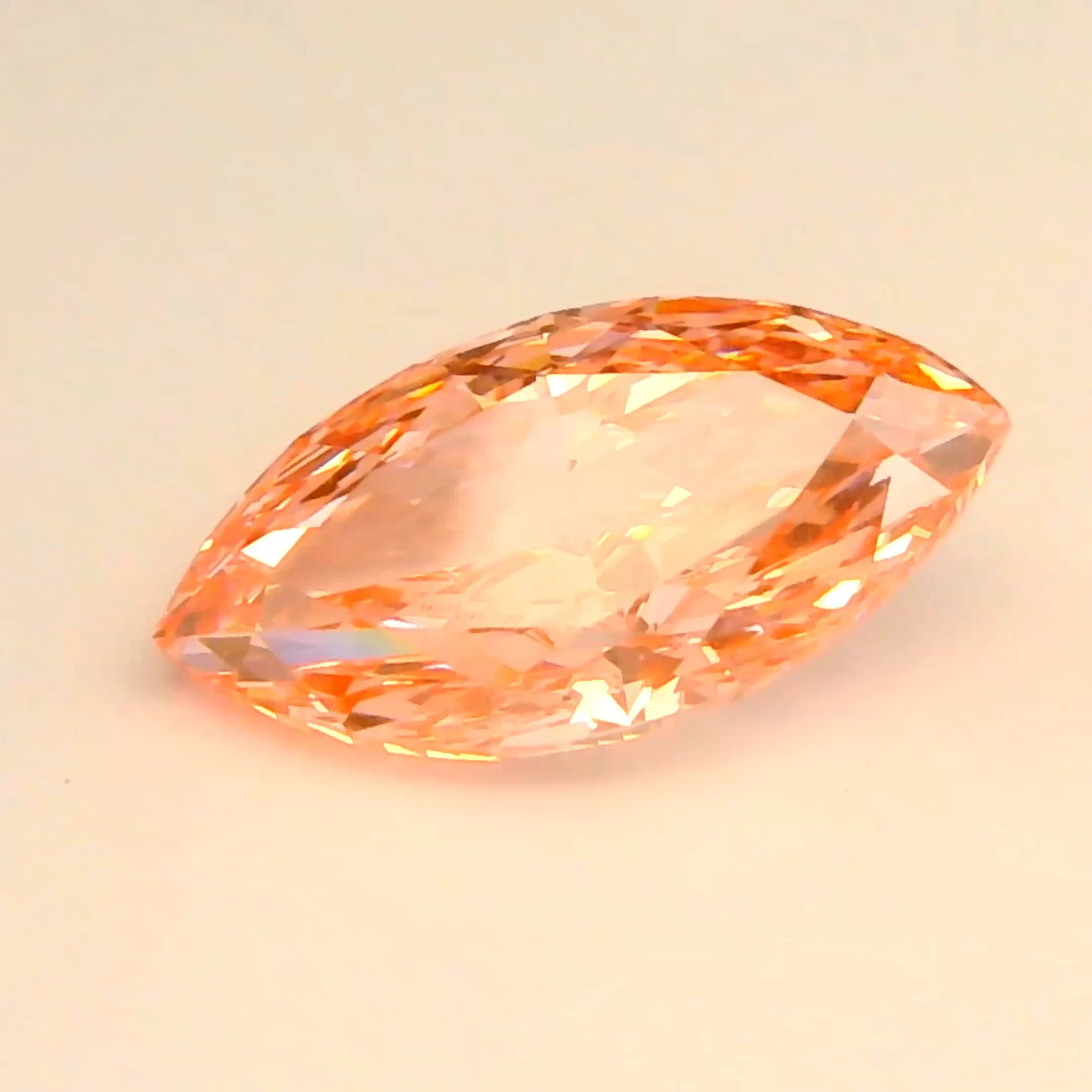 IGI Certified LG764697344 | 2.50 ct Fancy Vivid Pink Marquise VS1 Lab-Grown Diamond