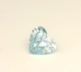 Matched pair of Heart lab grown diamonds, 3.20 × 3.20 mm, Fancy Blue VS1, 1.04ct total
