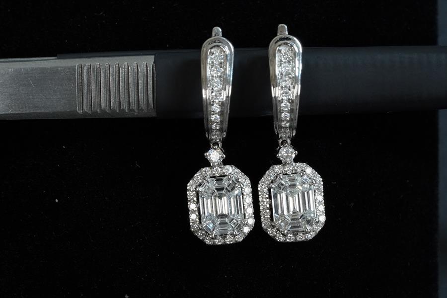 Drop Earrings, 18K White Gold, stock 103749