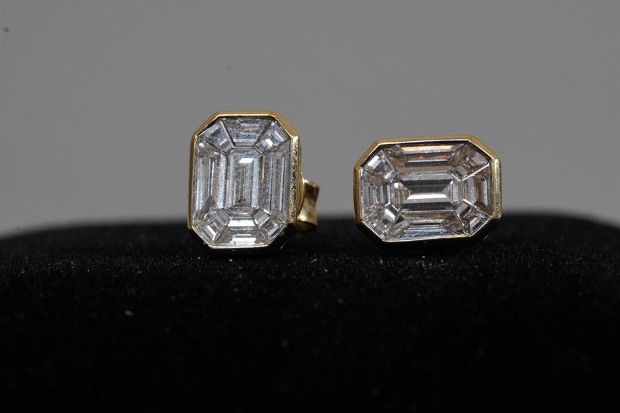 Stud Earrings, 18K Yellow Gold, stock 103878
