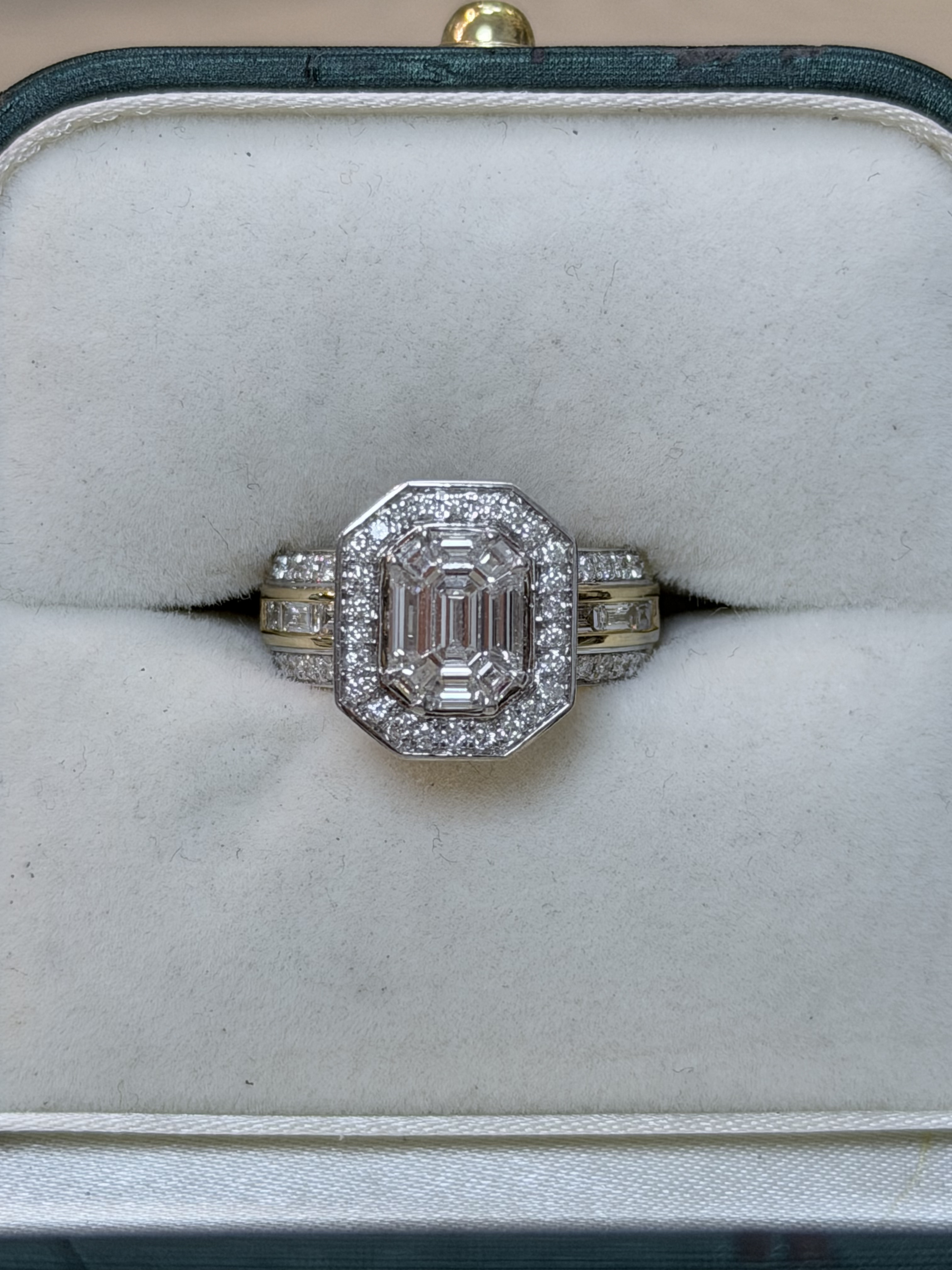 Engagement Ring, 18K Yellow Gold, stock 1239992
