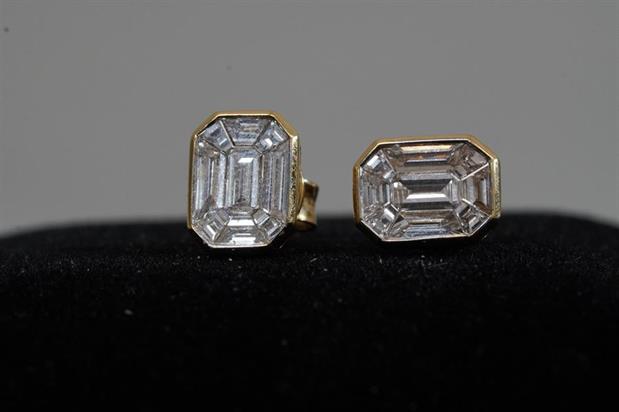 Stud Earrings, 18K Yellow Gold, stock 1240009