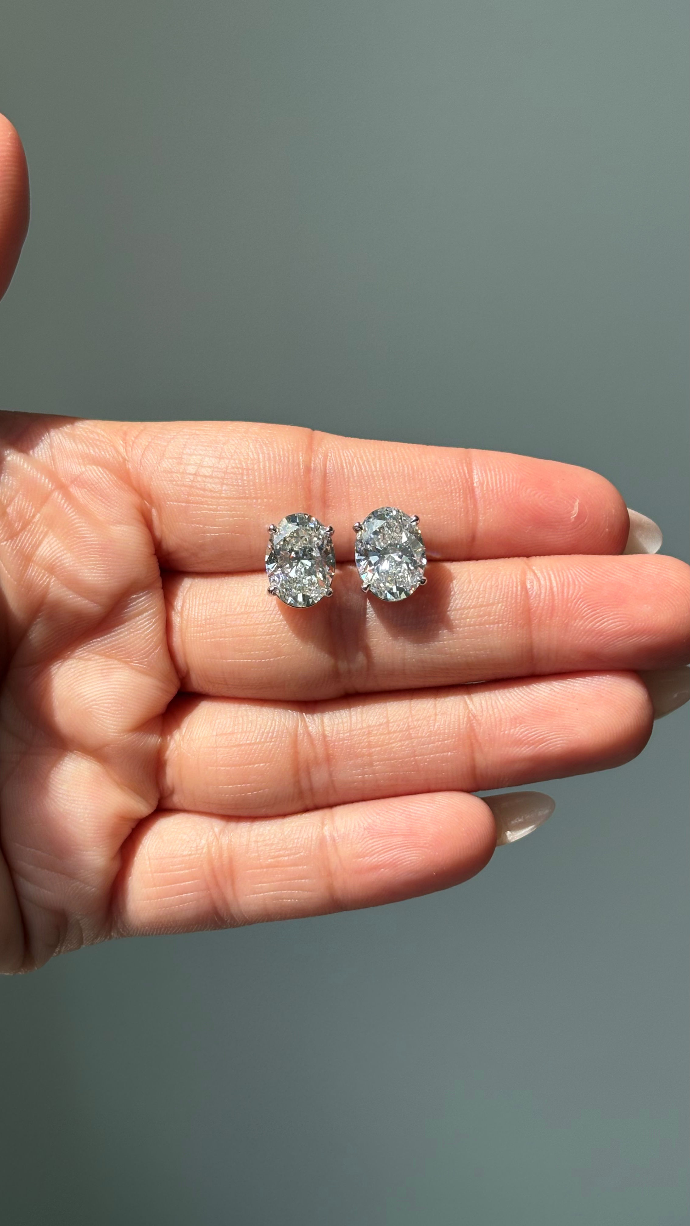 Stud Earrings, 14K Yellow Gold, stock Ear00052