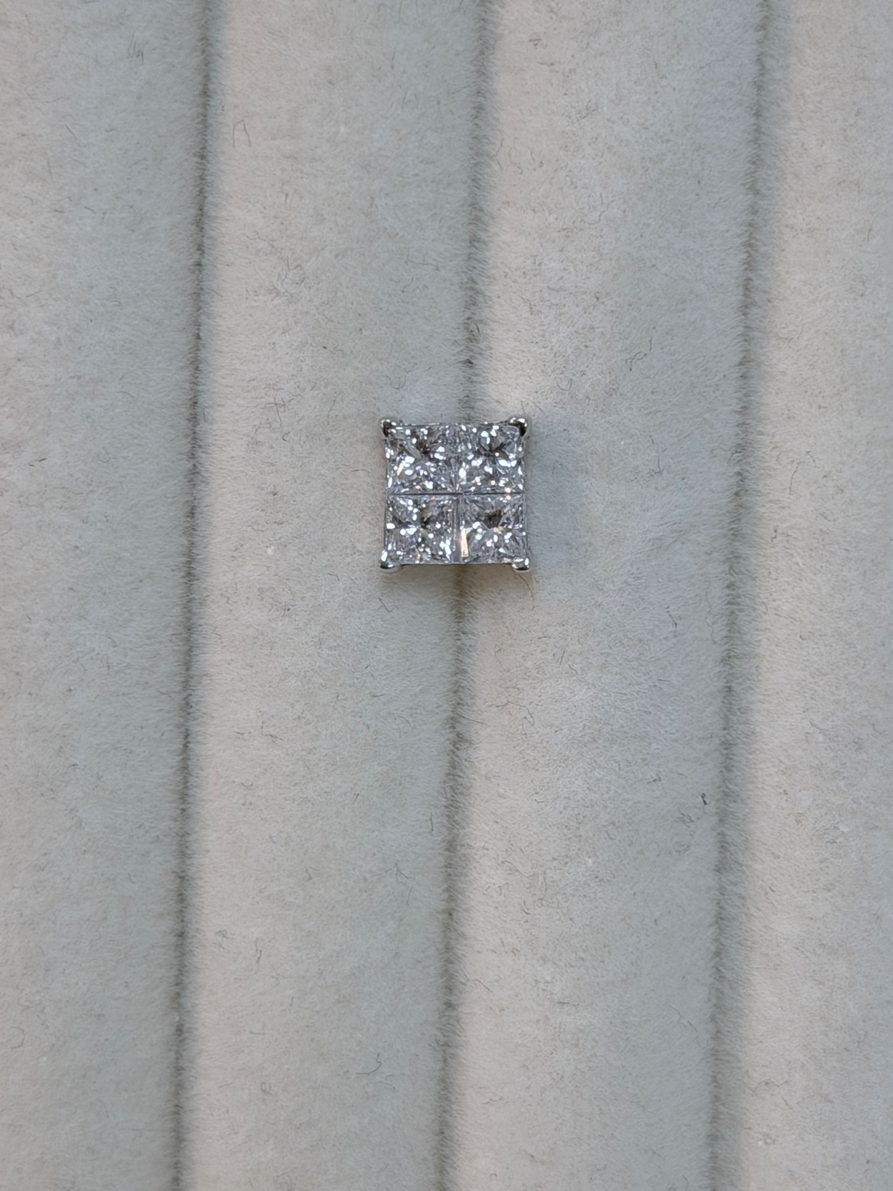 Stud Earrings, 14K White Gold, stock ES00001