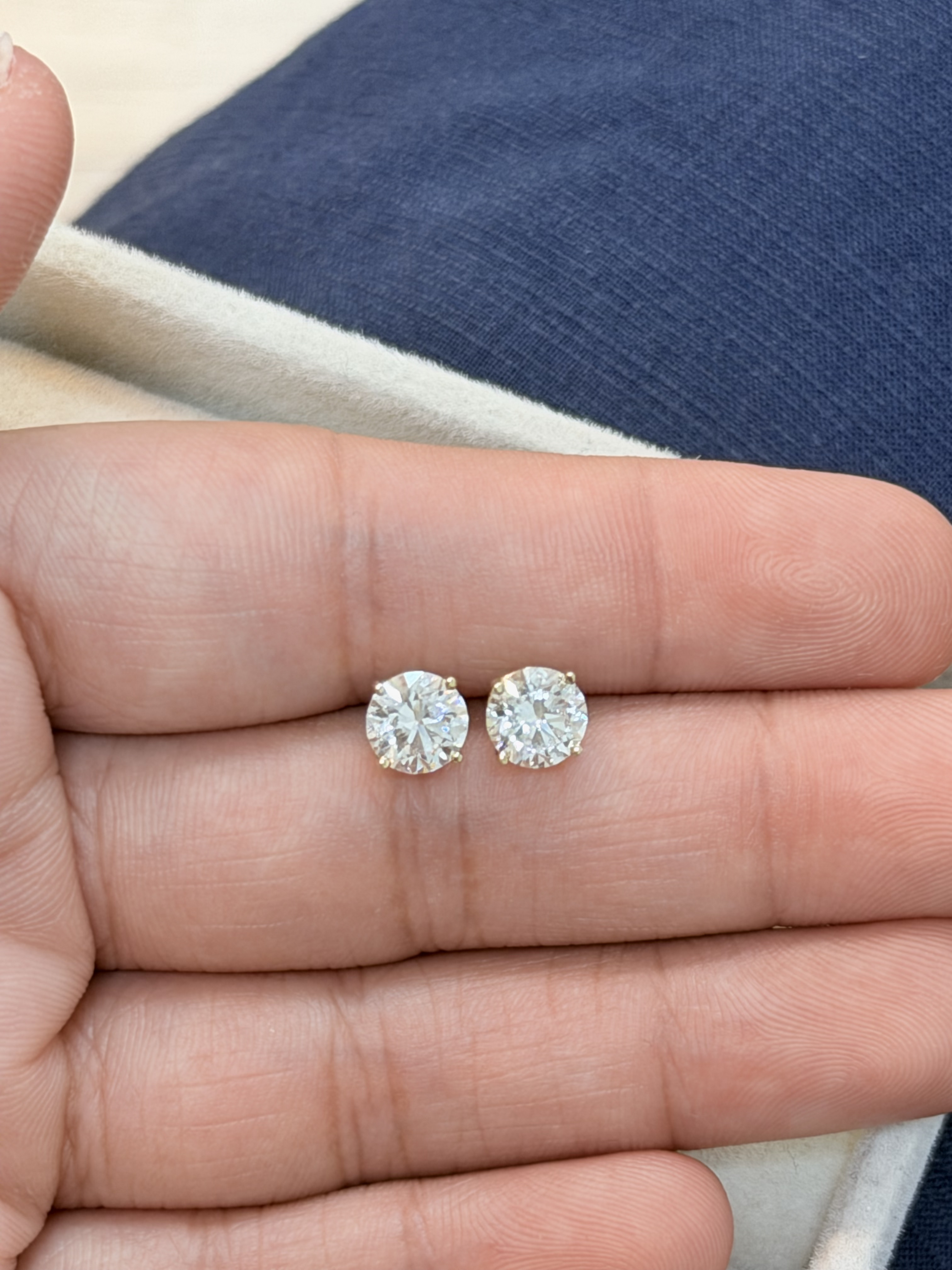 Stud Earrings, 14K Yellow Gold, stock ES00141