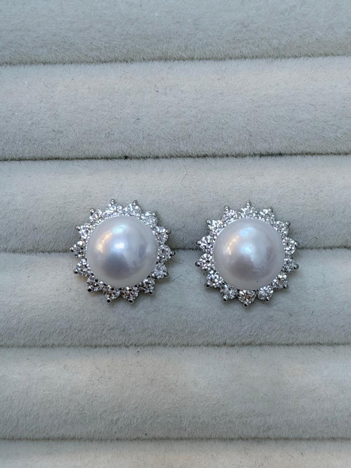 Stud Earrings, 14K White Gold, stock er00342