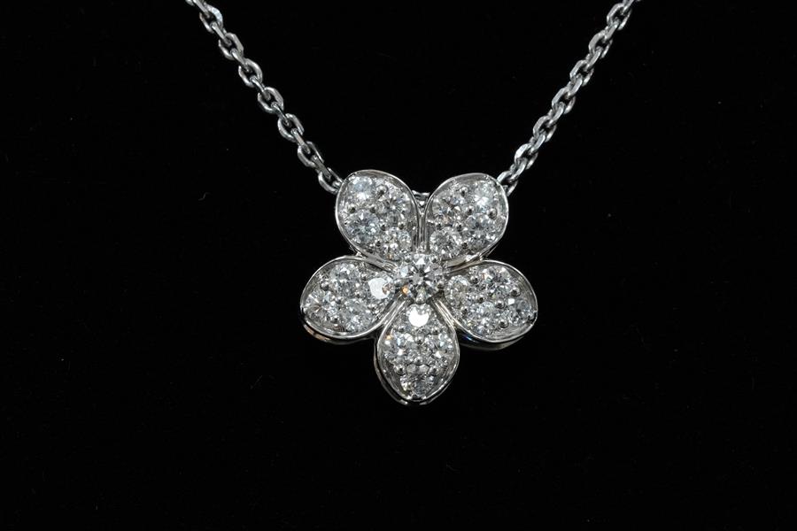 Fashion Pendant, 14K White Gold, stock 104068