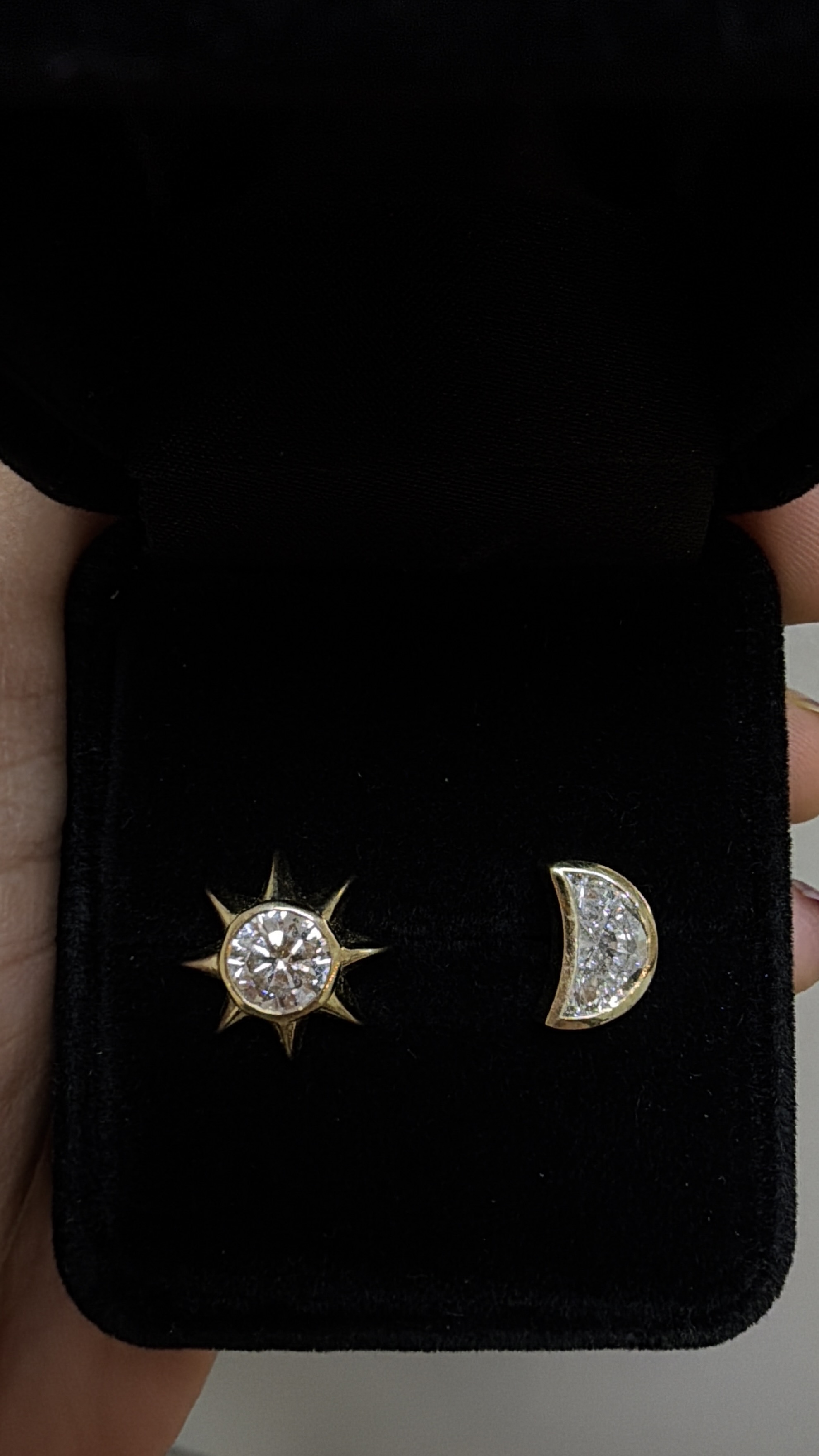 Stud Earrings, 14K Yellow Gold, stock 1001737