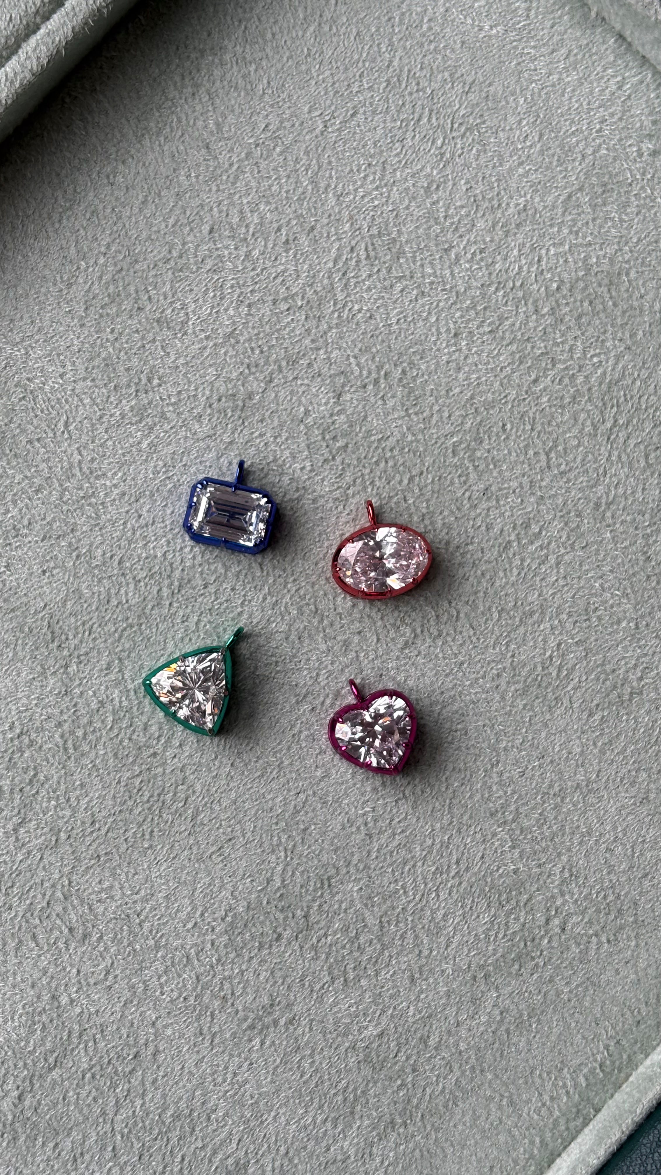 Pendant, 14K White Gold, stock Pen00130
