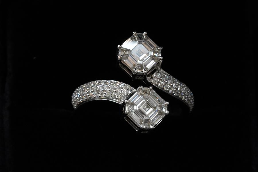 Fashion Engagement Ring, 18K White Gold, stock 103797